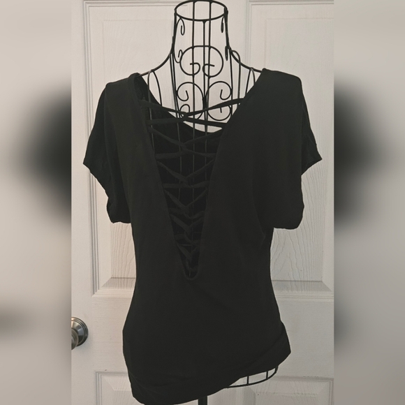 🌺Fox Lace-Up Back Top - Picture 2 of 5